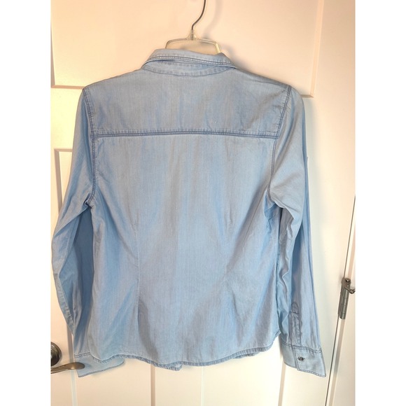 Guess Los Angeles Women Light Wash Denim Button Down Shirt Normcore Minimalist M - Picture 6 of 11